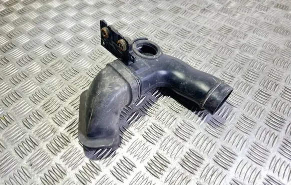 Honda CR-V Air intake hose/pipe