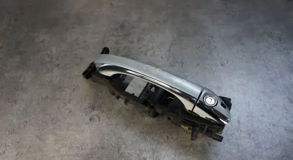 Mercedes-Benz CLS C219 Front door exterior handle 2117600234