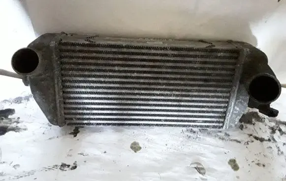 KIA Carnival Intercooler radiator 281904X90X