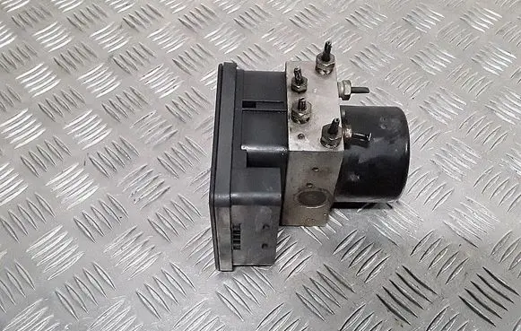 Ford Fiesta ABS Pump 2s612m110ce d351437a0b