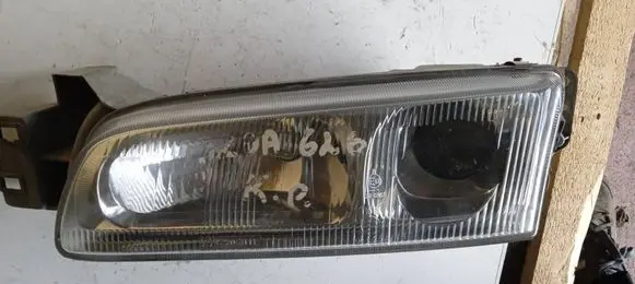 Mazda 626 Headlight/headlamp 203111B