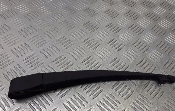 Mazda 3 I Rear wiper blade arm 