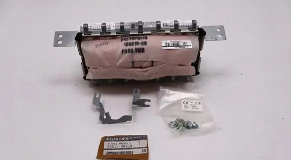 Nissan Tiida C11 Passenger airbag 985159U10D