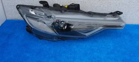 Maserati Levante Headlight/headlamp 670034638