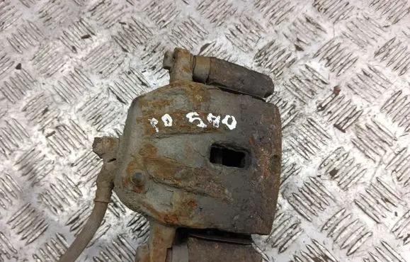 KIA Carens I Front brake caliper