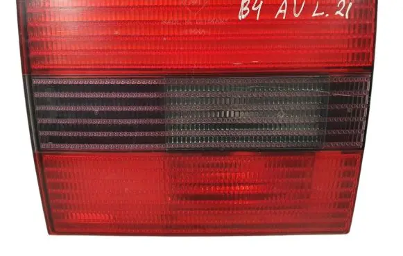 Volkswagen PASSAT B4 Rear/tail lights 3A9945107B 3A9945259