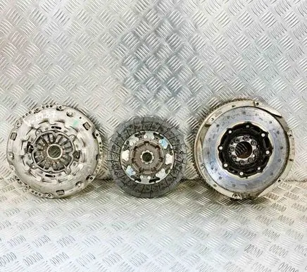 Toyota RAV 4 (XA40) Clutch set kit 134500R030 3125042100