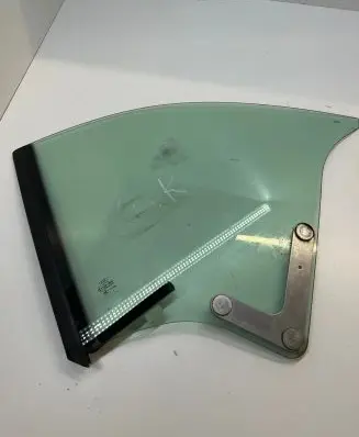 Audi A5 8T 8F Rear side window 43R00082 DOT90AS2M40A A011404