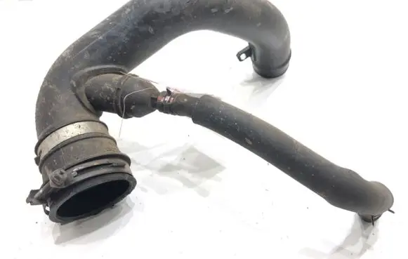 Mazda CX-7 Air intake hose/pipe R2AX13231