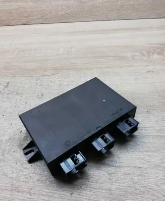 BMW 5 E39 Parking PDC control unit/module 8985500
