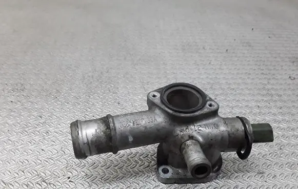 Audi A4 S4 B6 8E 8H Engine coolant pipe/hose 038121133A