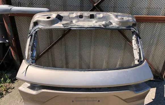 Porsche Cayenne (9Y0 9Y3) Tailgate/trunk/boot lid 9Y0827816B 84751120