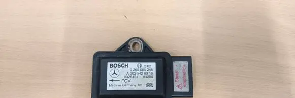 Mercedes-Benz SL R230 ESP acceleration yaw rate sensor A0025426618 0265005246