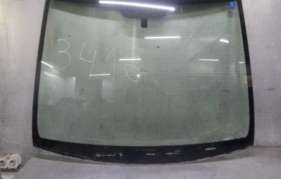 KIA Venga Front windscreen/windshield window 