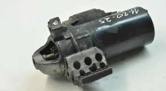 BMW 7 F01 F02 F03 F04 Starter motor 7801203