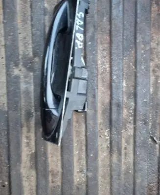 Mercedes-Benz C W203 Loading door cover/cap 