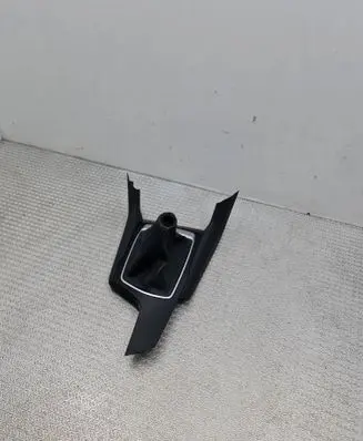 Peugeot 308 Gear shifter surround trim plastic 9677993380