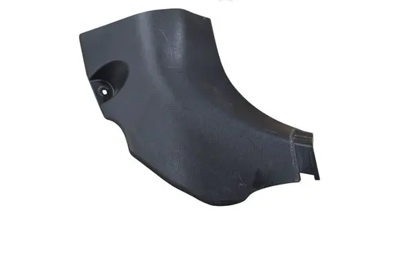Foot area side trim