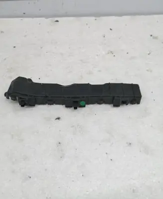 Hyundai i10 Rear bumper mounting bracket