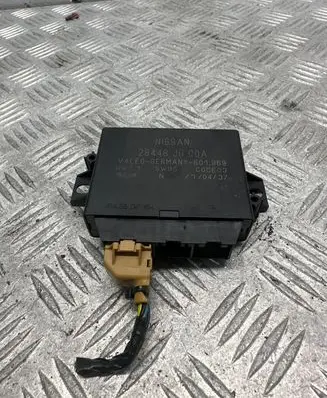 Nissan Qashqai Parking PDC control unit/module 28448JD00A