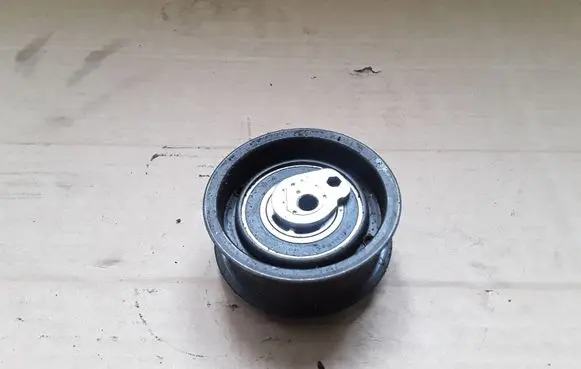 Seat Altea Belt tensioner pulley F560261
