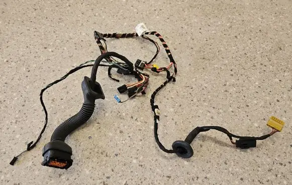 Mercedes-Benz GL X164 Front door wiring loom A0015455945 A0015456945 1635461237