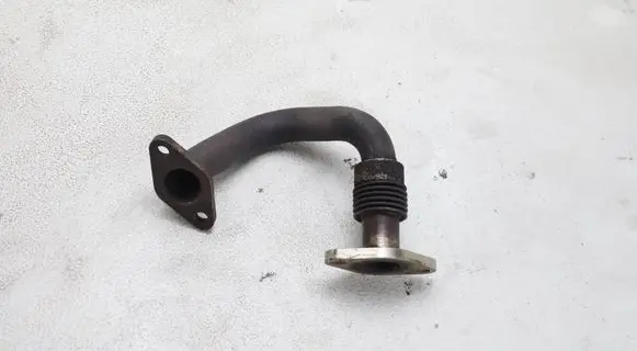 Volkswagen Caddy EGR valve line/pipe/hose 03G131521R