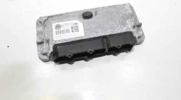 Seat Ibiza IV (6J,6P) Engine control unit/module 03C906024CD