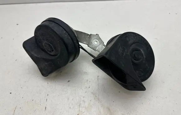 Ford Mustang V Horn signal A046495