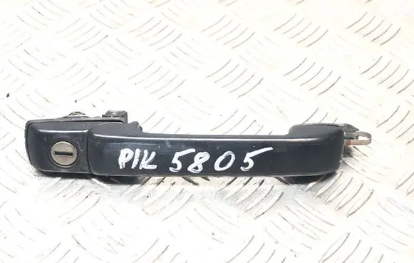 Volkswagen Golf III Front door exterior handle 1H0837209 1H0837211