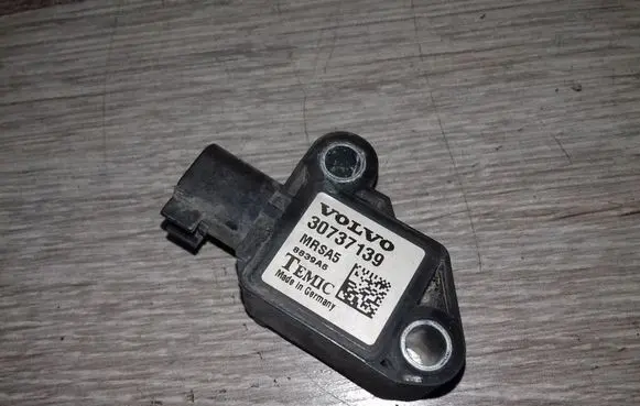 Volvo V50 Airbag deployment crash/impact sensor 30737139