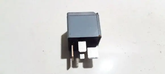 Ford Focus Other relay 5M5T14B192EA V23136-J4-X62