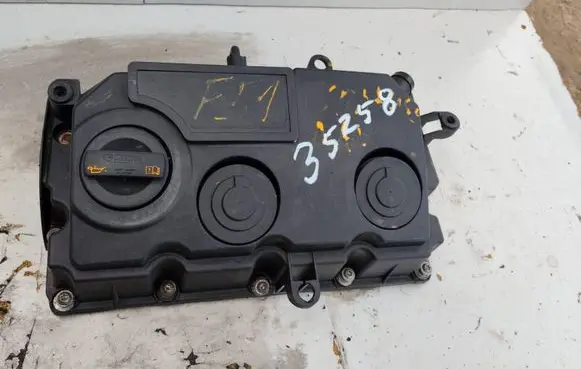 Volkswagen PASSAT B6 Rocker cam cover 03G103475E