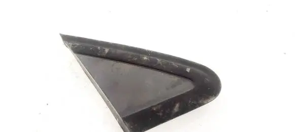 Volkswagen Polo IV 9N3 Front triangle window/glass 6Q0853274A