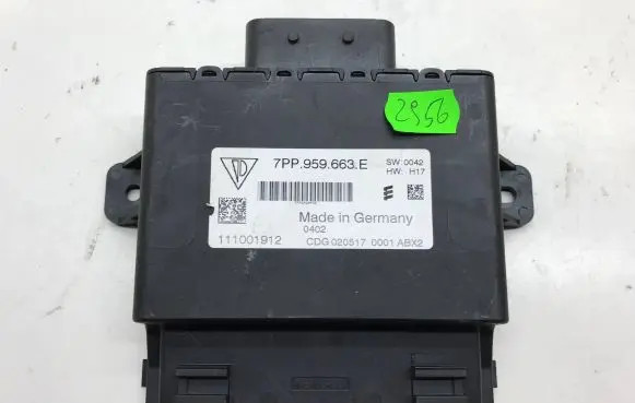 Porsche Cayenne (92A) Voltage converter/converter module 7PP959663E