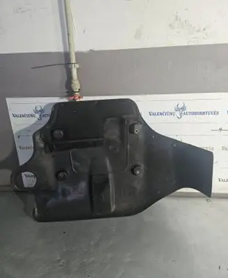 Volkswagen PASSAT B5.5 Engine cover (trim) 059103925C