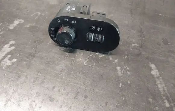Seat Ibiza III (6L) Light switch 6L1941531AF