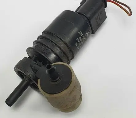 Smart ForTwo II Windscreen/windshield washer pump 2048660221
