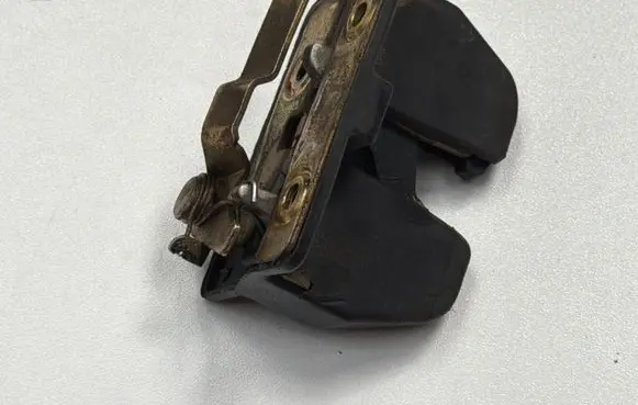 Volkswagen Transporter - Caravelle T4 Rear door lock 701827162