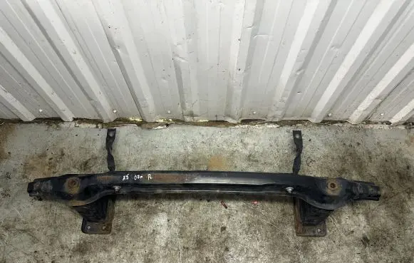 BMW X5 E70 Front bumper cross member
