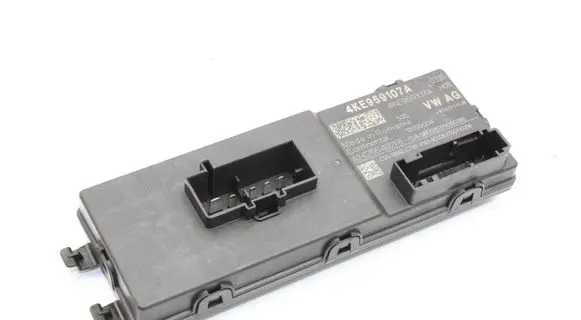 Audi Q4 Sportback e-tron Tailgate/trunk control unit/module 4KE959107A