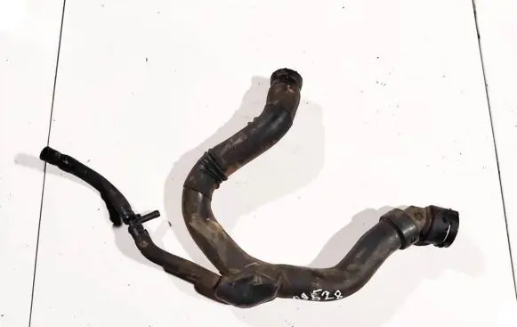 Audi A6 S6 C5 4B Engine coolant pipe/hose 4b0121101h