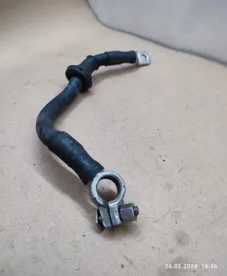 Audi Q7 4L Positive cable (battery) 4L0971235