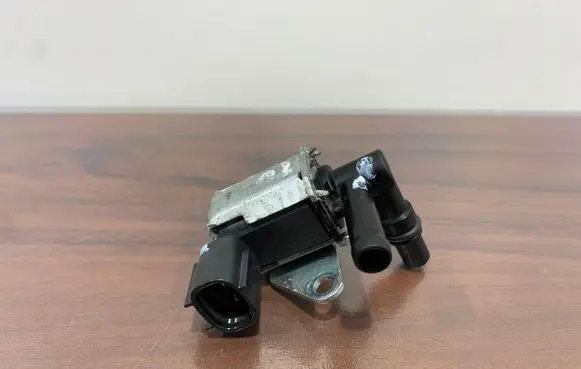 Mitsubishi ASX Vacuum valve K5T46693 9Y12