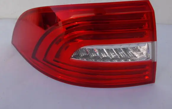 Skoda Superb B6 (3T) Rear/tail lights set 