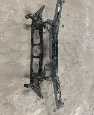 BMW 3 E46 Top upper radiator support slam panel