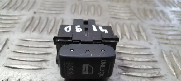 Central locking switch button