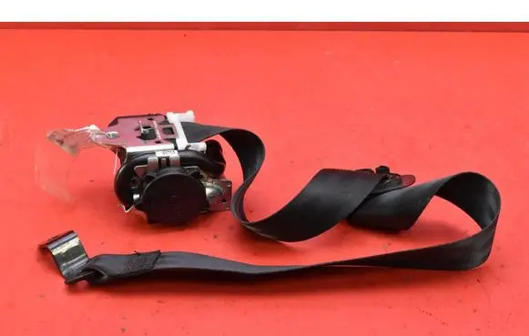 Skoda Fabia Mk1 (6Y) Front seatbelt 626732300