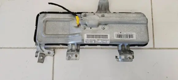 Mercedes-Benz CLK A209 C209 Front door airbag A2098601305 30342725A 1015142640095