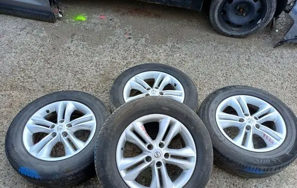 Nissan Qashqai R17 alloy rim 403009R07A